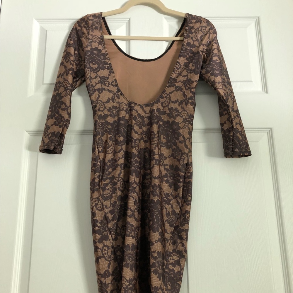 Dress - Picture 2 of 2